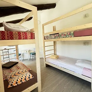 De L'escanson Un Temps Pour Soi Hostel Robion en Luberon